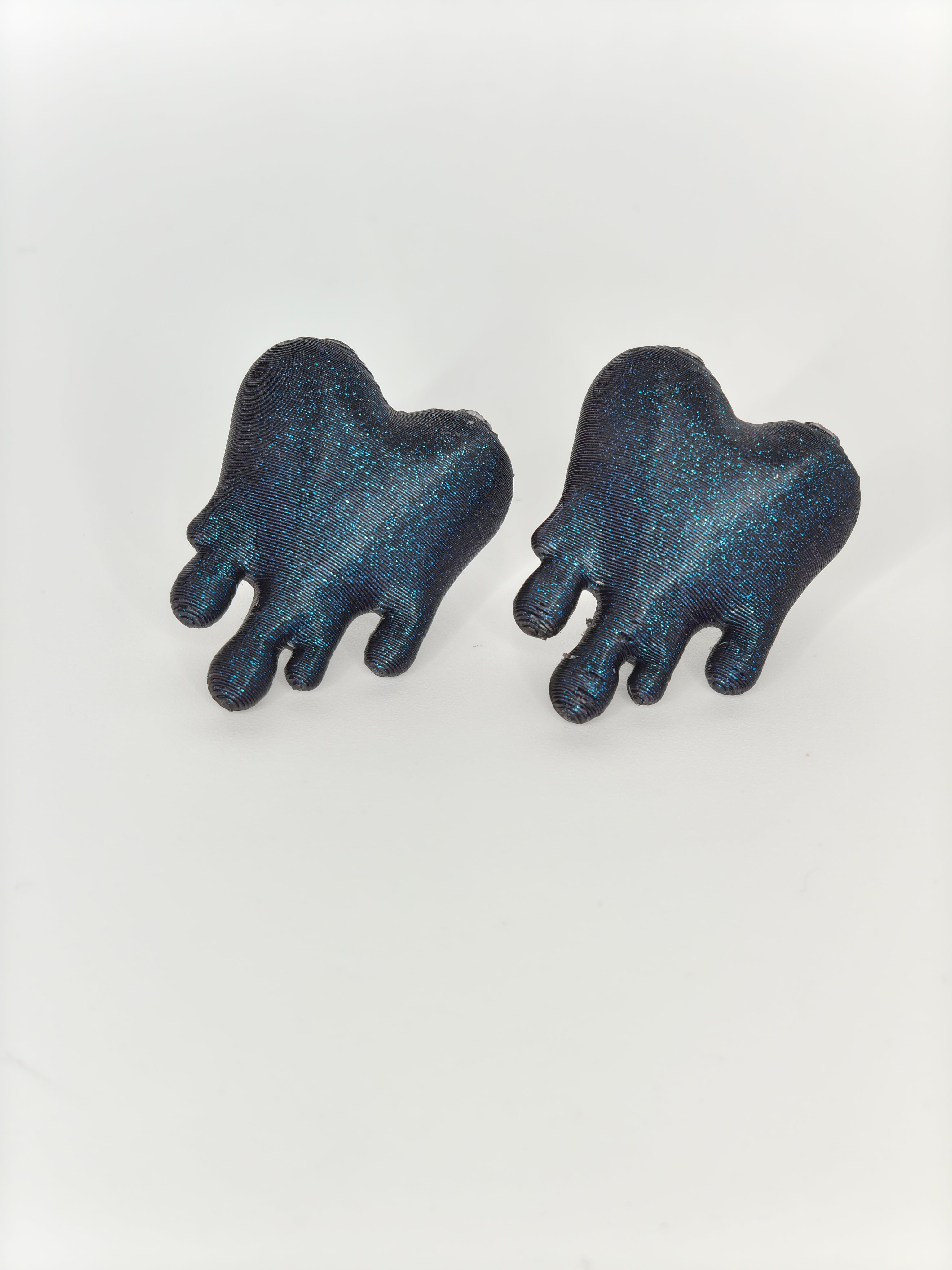 Earrings Dripping Hearts Black Galaxy