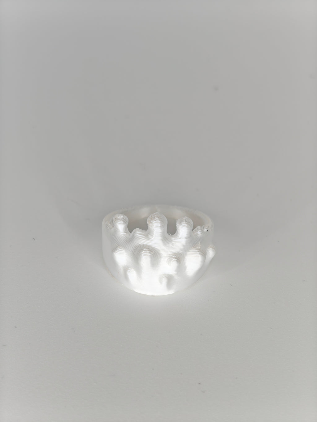 Dripping Ring White Silk