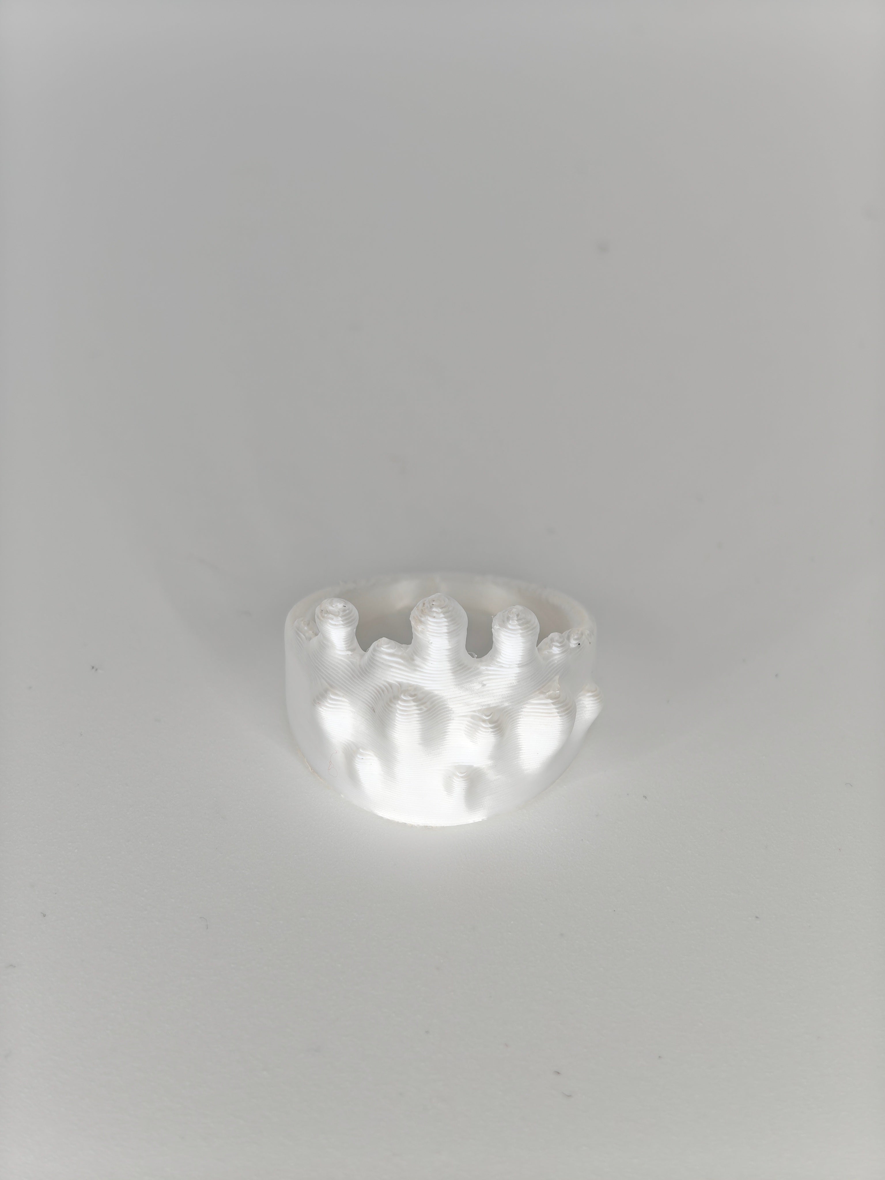 Dripping Ring White Silk